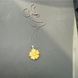 Source Unknown Yellow Floral Pendant Necklace